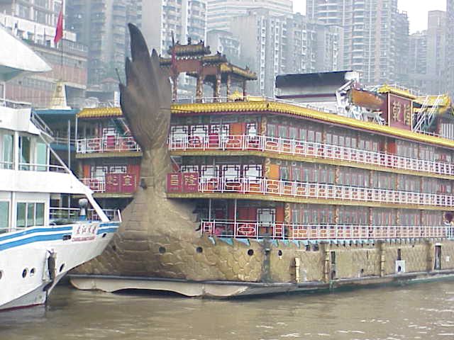    Dragon cruise ship,        Yangtze River,   Chongqing
